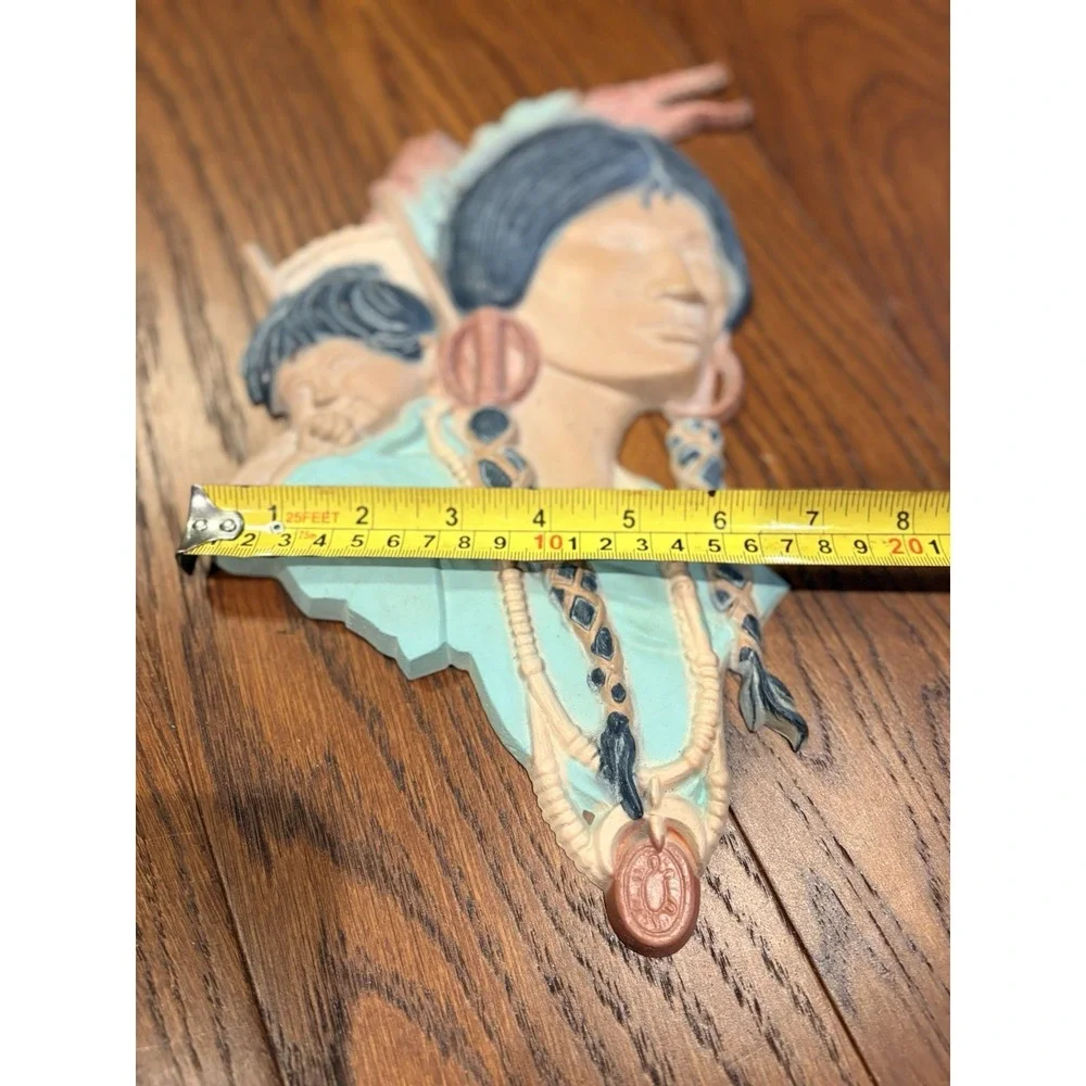 VINTAGE SEXTON METAL WALL PLAQUE AMERICAN INDIAN WOMAN PAPOOSE BABY